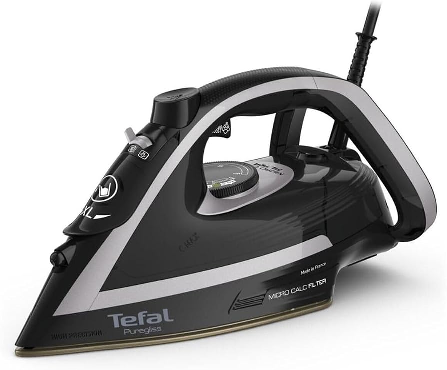 Tefal FV8062 Puregliss 50 gr Sürekli ve 280 gr Şok Buharlı 3000 Watt Buharlı Ütü