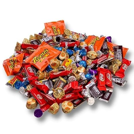 Hershey Chocolate Candy Variety Pack- 10 Lb - Dark Chocolates & Milk Chocolates - Hershey Kisses, Reese, Kitkat + More! - Candy Bulk - Chocolate Bar, Individually Wrapped - Cold Pack Included