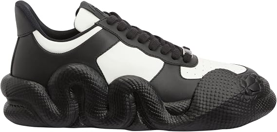 Cobras Low Top Sneakers