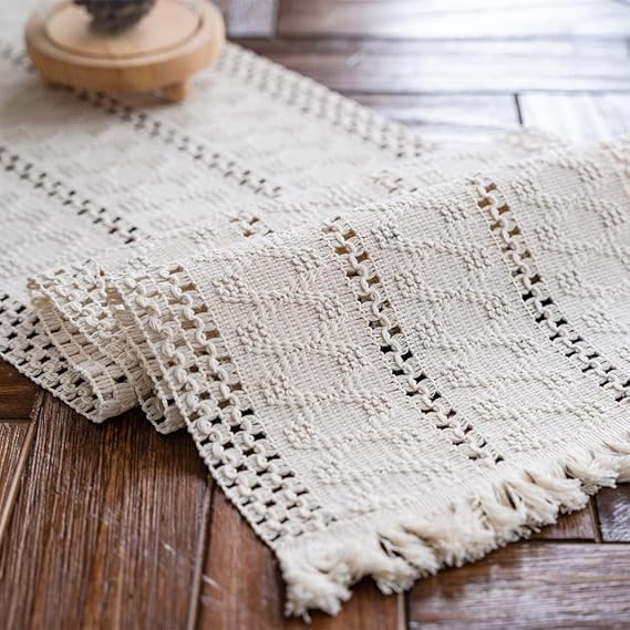 Weldomcor Macrame Table Runner Cream Beige Boho Table Runner with Tassels Hand Woven Openwork Cotton Table Cover Rustic Farmhouse Table Decoration for Bohemian Kitchen Dining Table 30 x 92 cm