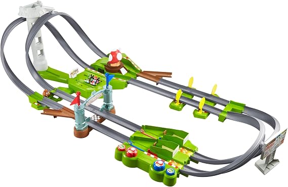 Hot Wheels GCP27 Mario Kart Circuit Track Set for Ages 5 and up Includes 1 Mario Car and 1 Yoshi Car