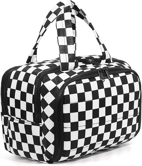 Travel Toiletry Bag, Spacious Checkered Toiletry Bag for Women,Large Toiletry Bags for Traveling,Lightweight Travel Cosmetic Makeup Bag Organizer for Accessories,Toiletries (Black and White Checkered)