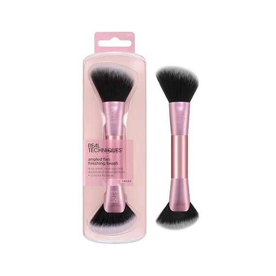 Real Techniques Angled Fan Finishing Brush, Blush Makeup Brush