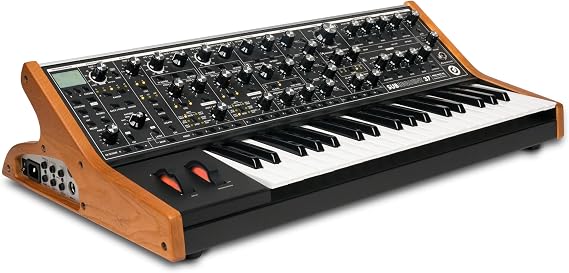 MOOG Subsequent 37 Paraphonic Analog Synthesizer