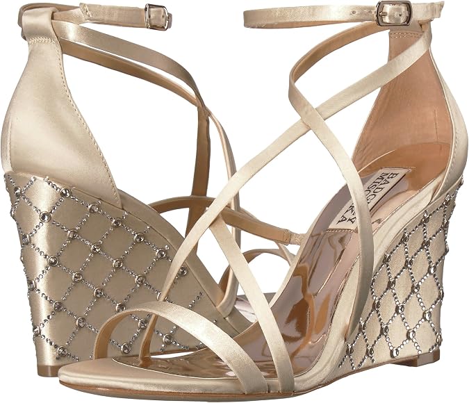 Badgley Mischka Women's Shelly Wedge Sandal