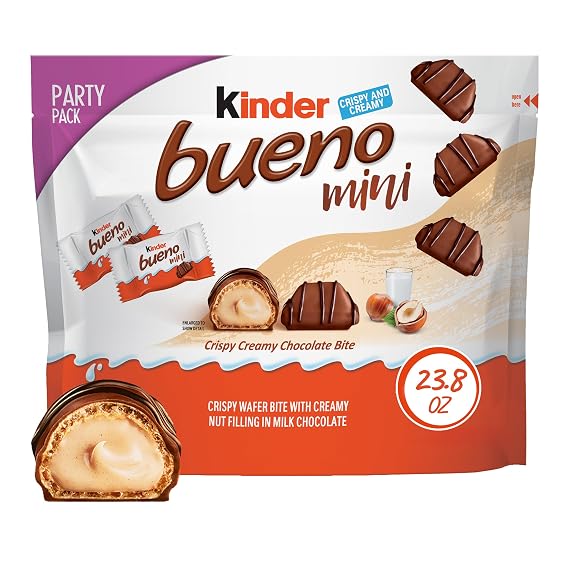 Kinder Bueno Mini Chocolate Bites with Crispy Wafer and Hazelnut Cream, Individually Wrapped, Party Pack, 23.8 oz (Pack of 2)