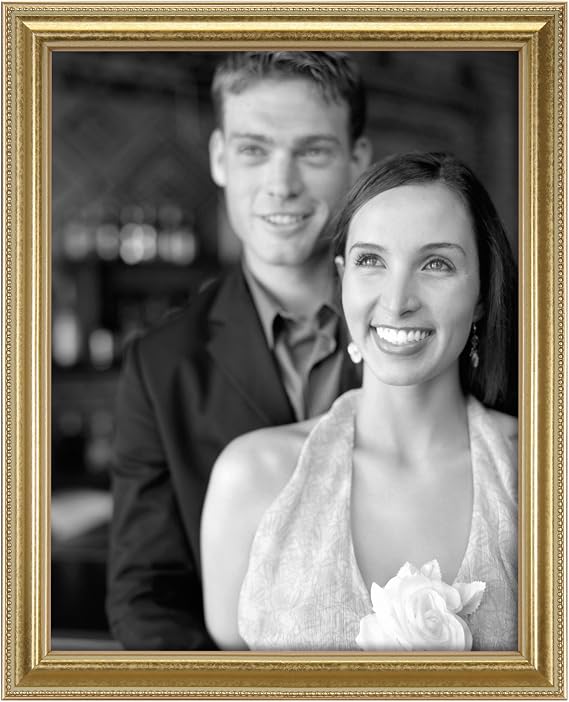 MCS 8x10 Inch Wood Renaissance Frame, Gold (59580)