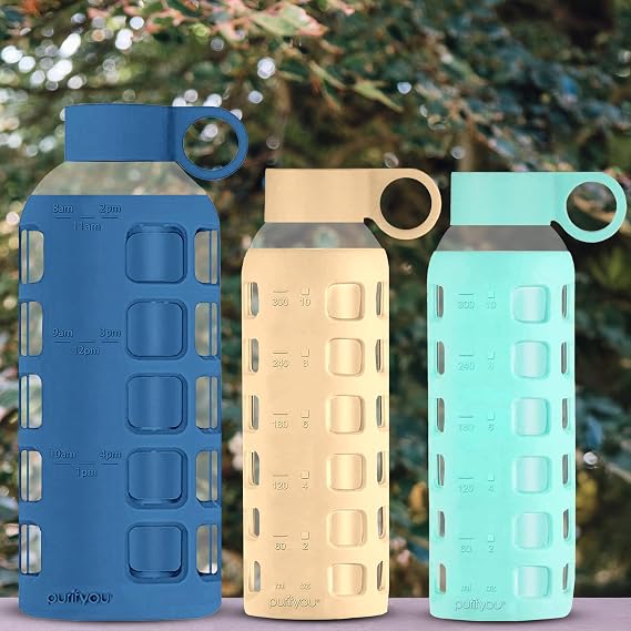 purifyou Glass Water Bottle Bundle with Time & Volume Markings: This set features three reusable glass bottles in distinct colors: Chinese Porcelain (22oz), Glow In Dark (12oz), Pearled Ivory (12oz)